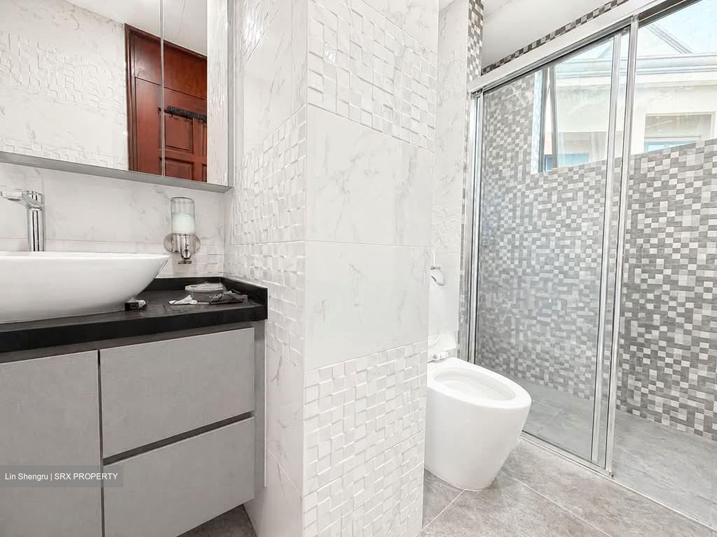 Pebble Bay (D15), Condominium #558293441